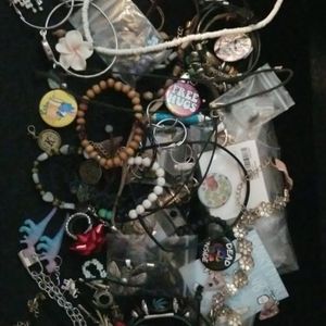 Mystery jewelry bag 4 pc